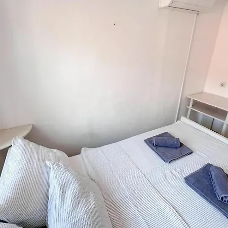 In With Wifi Appartement Gdinj